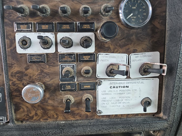 1993-kenworth-t800-image-82