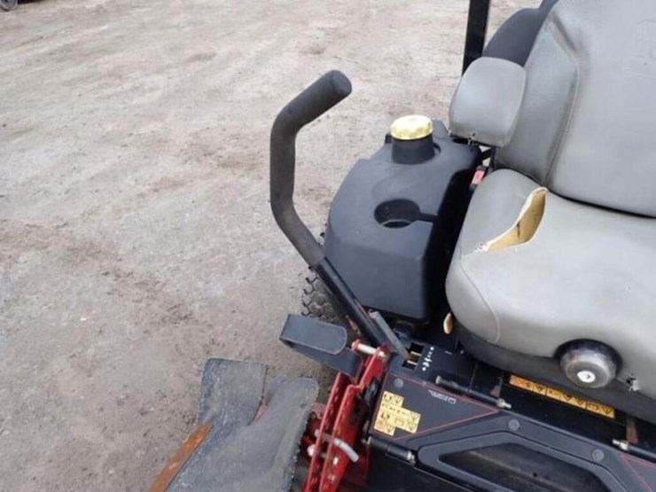 2015-toro-z-master-zero-turn-mower-74267315000334-image-12