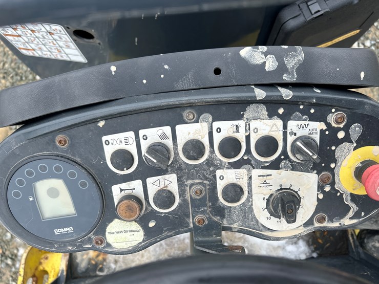 2006-bomag-bw120ad-4-image-36