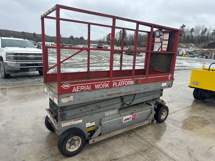 massey-ferguson-8-image-5