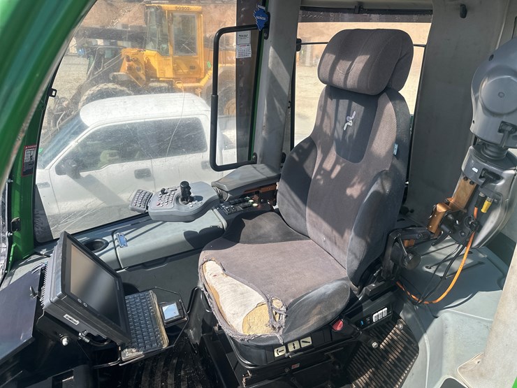 2011-deere-1270e-image-67