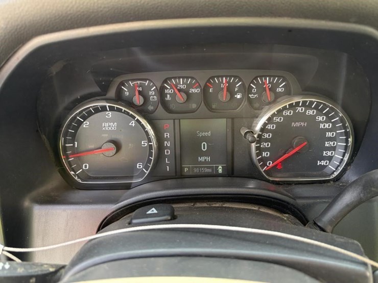 2017-gmc-sierra-3500-image-17