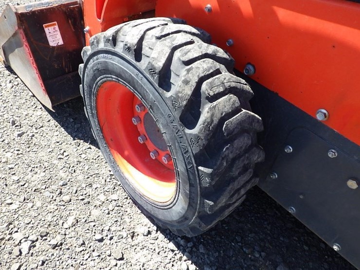 kubota-ssv65-image-18