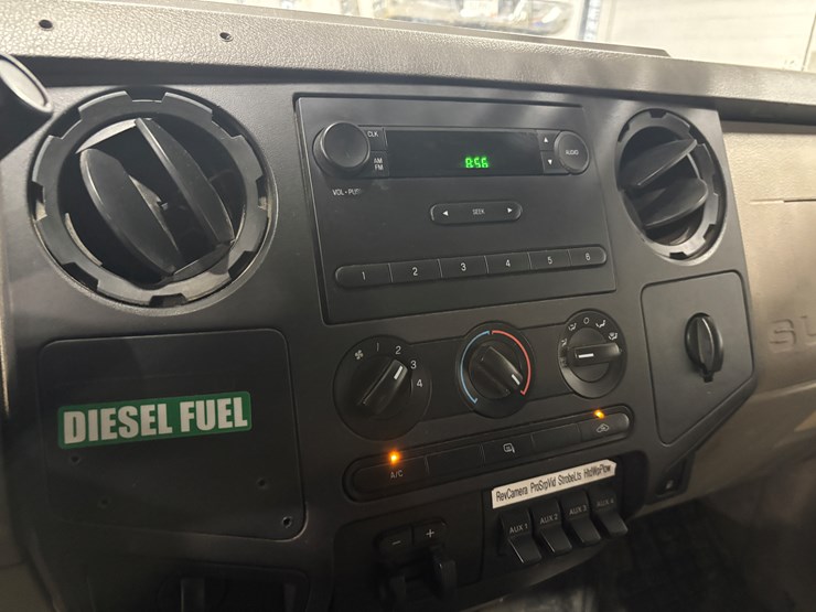 2009-ford-f350-image-38