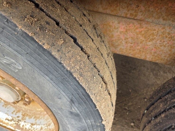 morbark-hurricane-2400xl-image-52