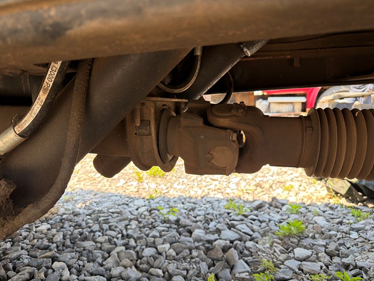 2003-caterpillar-c7-image-15