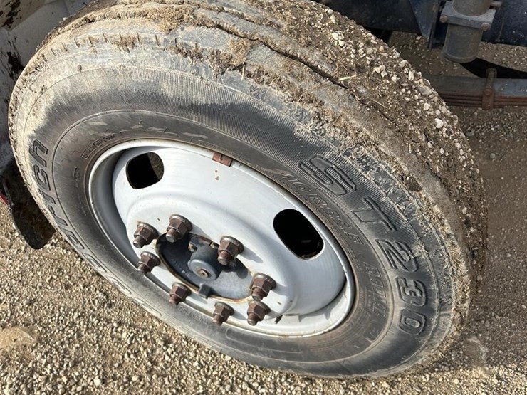 2002-international-4700-image-44