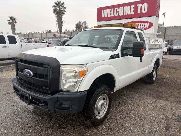 2011-ford-f250-image-1