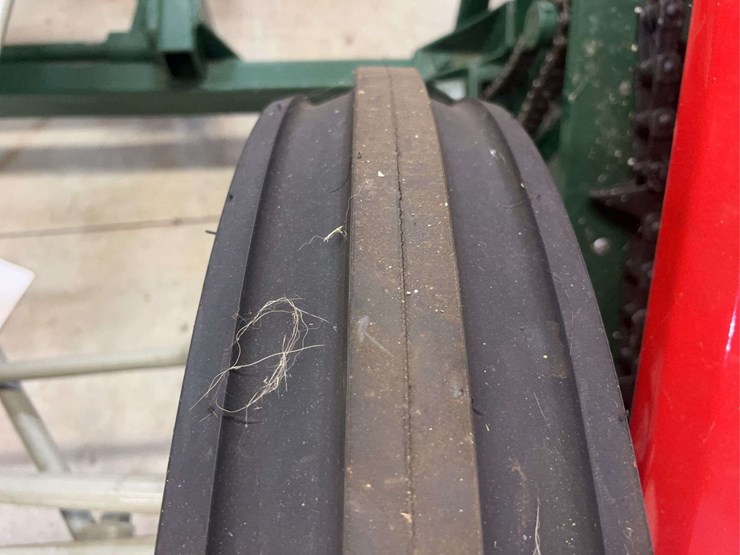 1927-fordson-with-continental-corn-picker-image-18