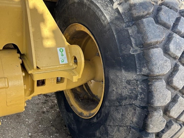 2016-caterpillar-930m-image-105