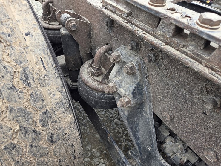 2005-kenworth-t600-image-36