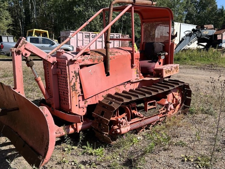 #1106-•-allis-chalmers-dozer-crawler-image-1