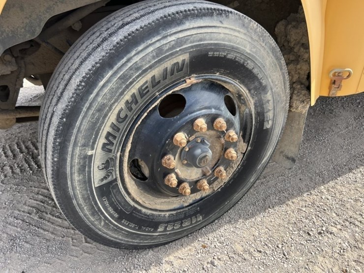 2008-caterpillar-c7-image-9