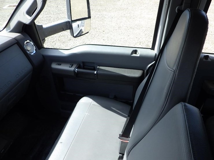 2016-ford-f650-xlt-image-43