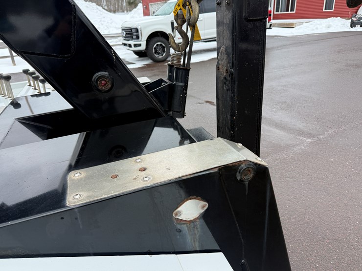 2018-ford-f550-image-21