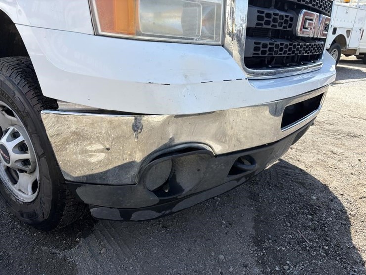 2012-gmc-sierra-2500-image-5