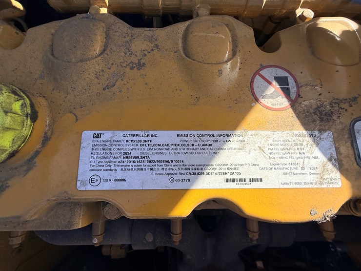 caterpillar-340-image-39