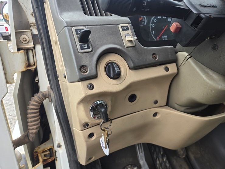 2006-caterpillar-c15-image-73