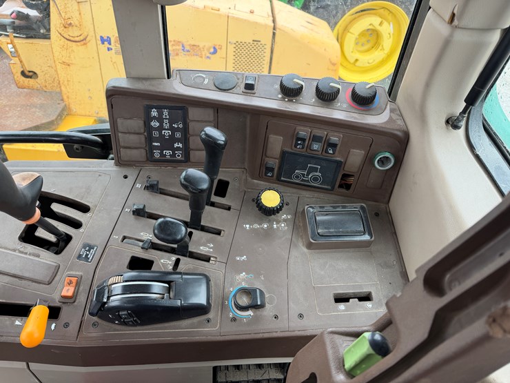 john-deere-6420-image-12