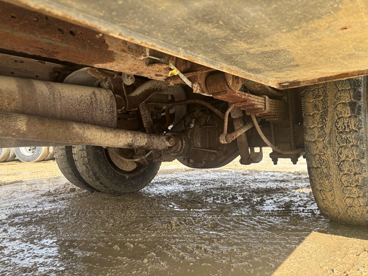 2004-ford-f450-image-58