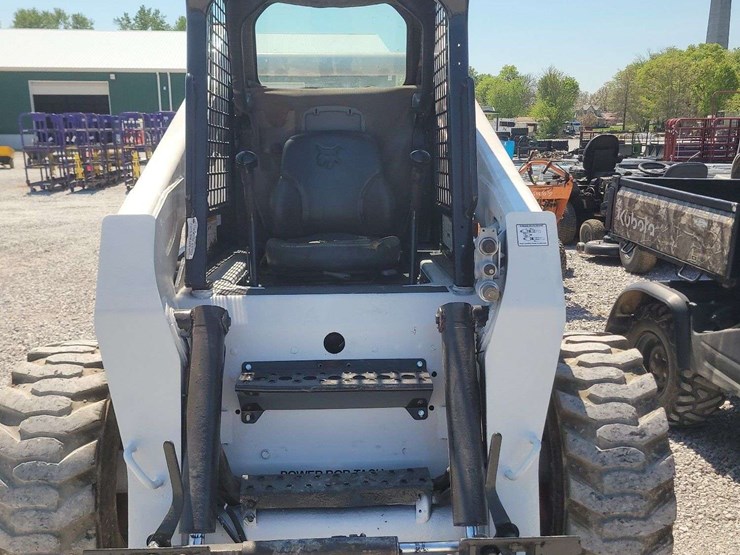 2007-bobcat-s300-image-2