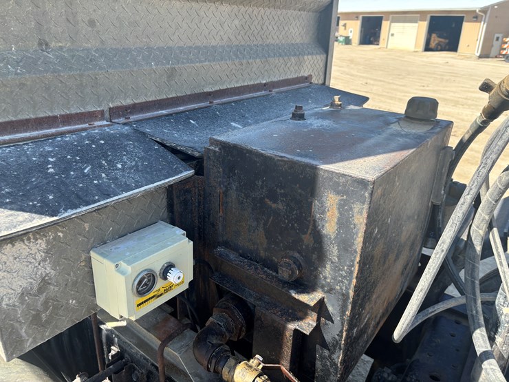 1994-international-9400-image-59