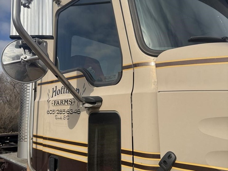 2007-mack-pinnacle-cxp613-image-11