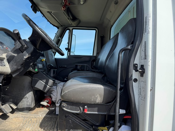 2014-international-4300-sba-image-31