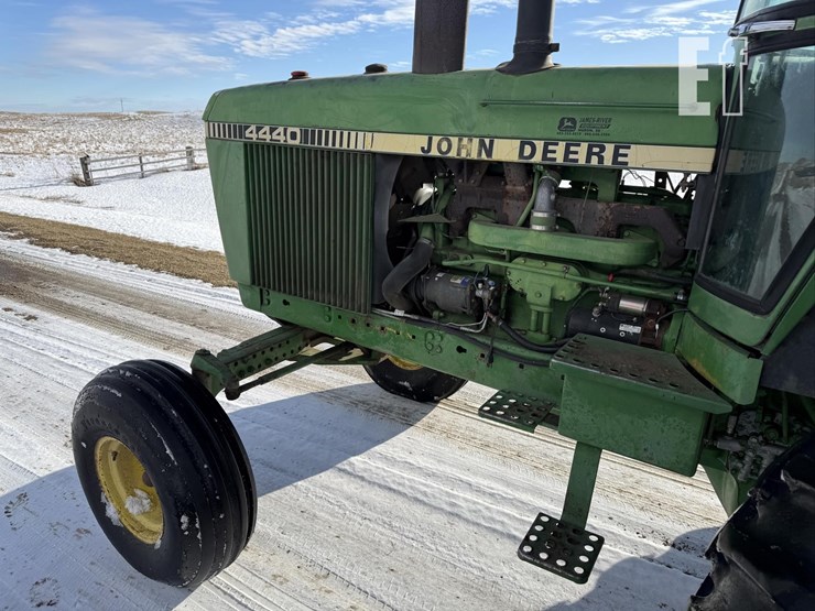 john-deere-4440-image-18
