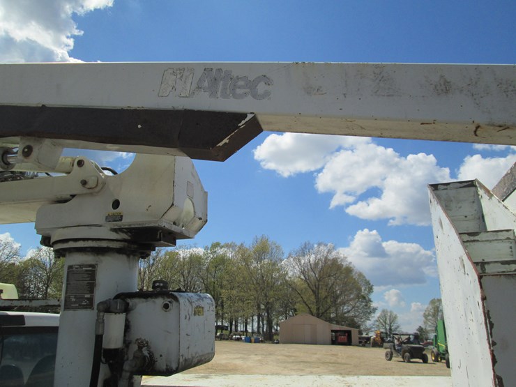 2007-ford-f550-image-15