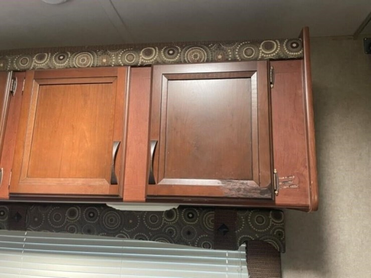 2014-forest-river-26’-puma-toy-hauler-rv-travel-image-18