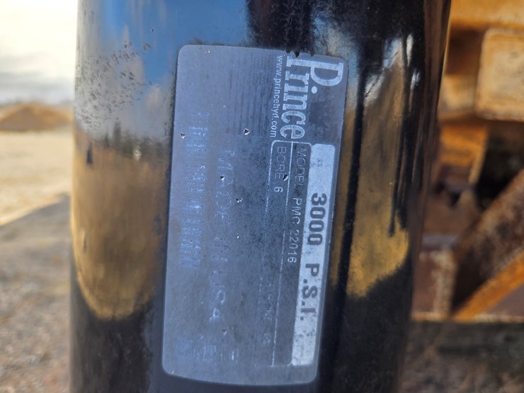 #1506-•-terex-cerdarapids-triple-deck-screener-image-27