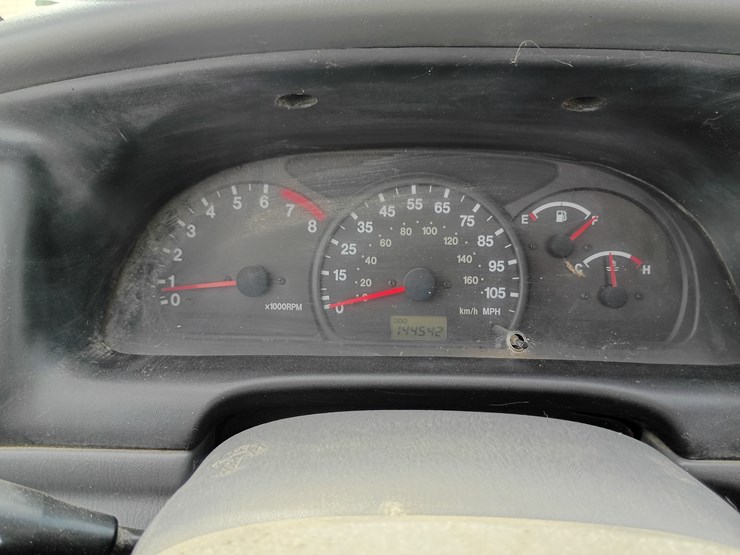 2000-chevrolet-tracker-image-54