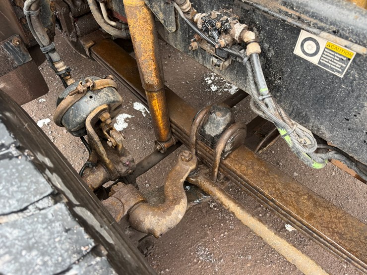 2011-kenworth-t800-image-51