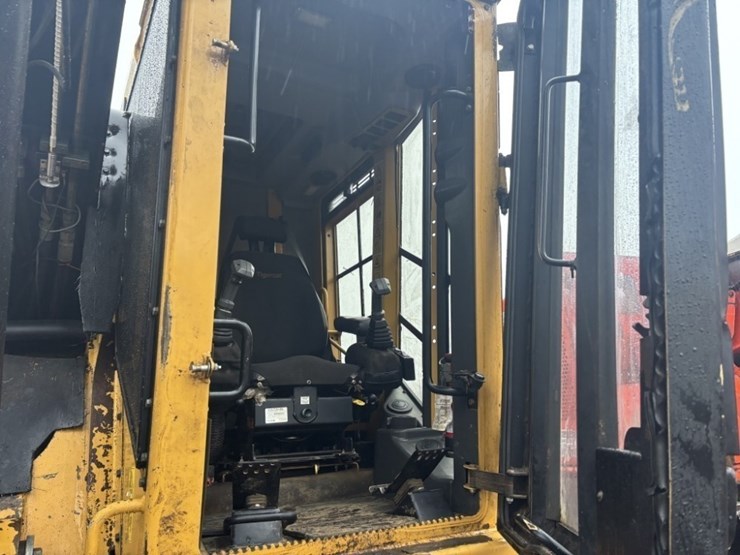 2017-tigercat-lx830d-image-30