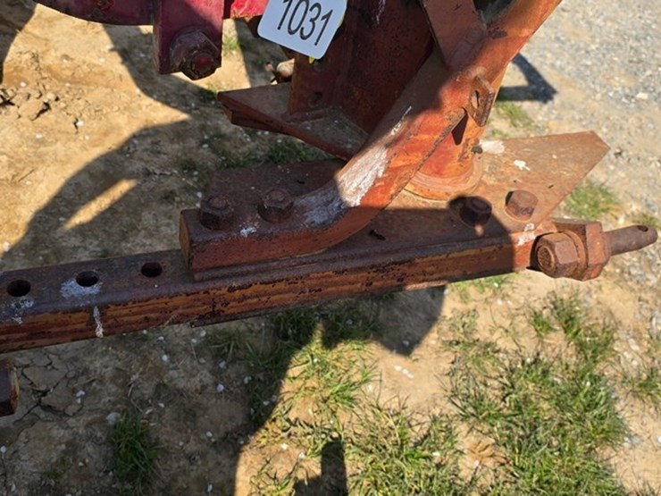 international-560-image-10