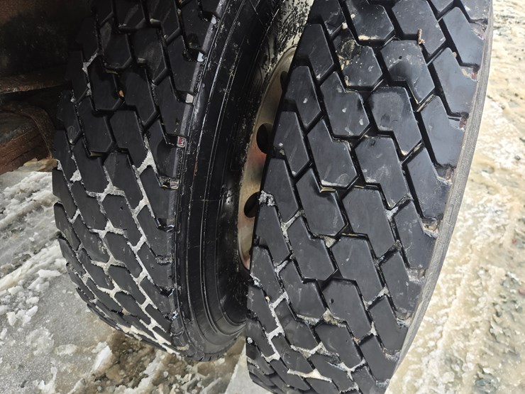 2001-massey-ferguson-8-image-73