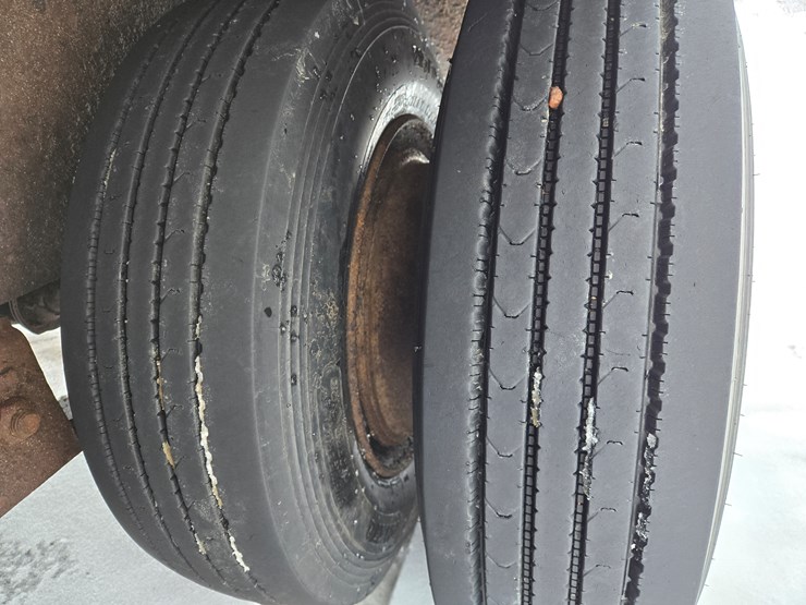 1994-massey-ferguson-8-image-87