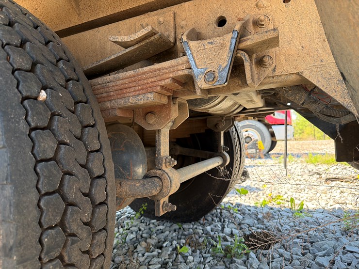 2003-caterpillar-c7-image-17