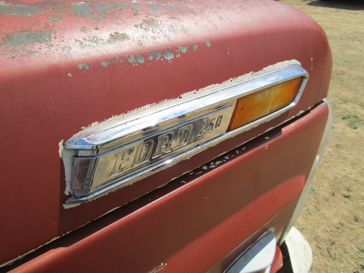 1968-ford-250-image-13