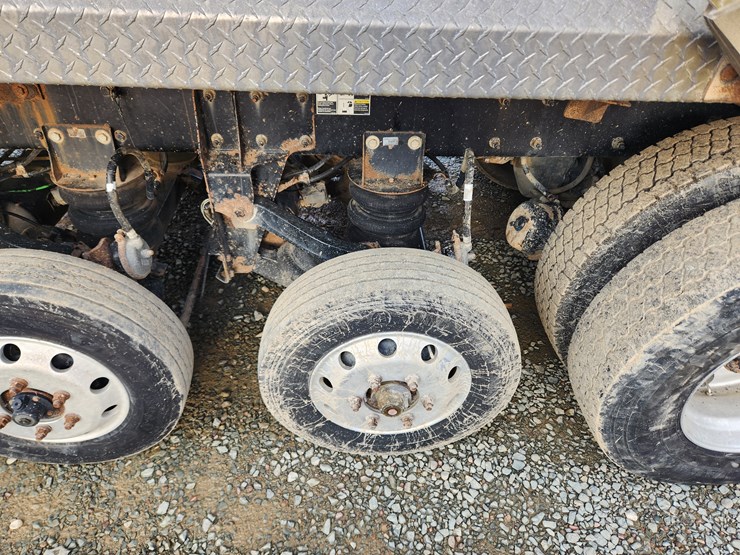 2016-kenworth-t400-image-21