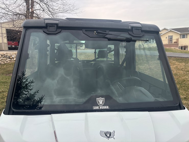 #2311-•-2023-can-am-hd-9-defender-xt-4x4-utv-image-20