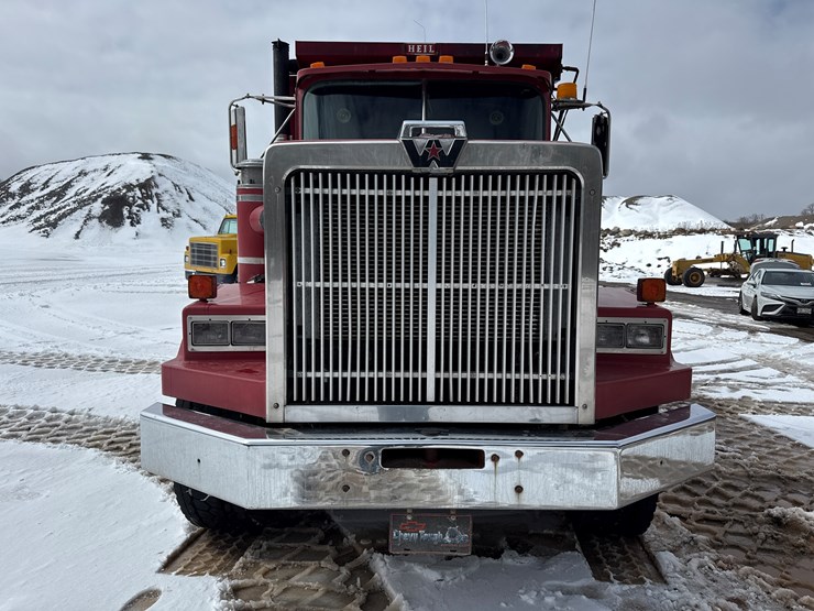 #2016-•-1990-western-star-quad-axle-dump-truck-image-8