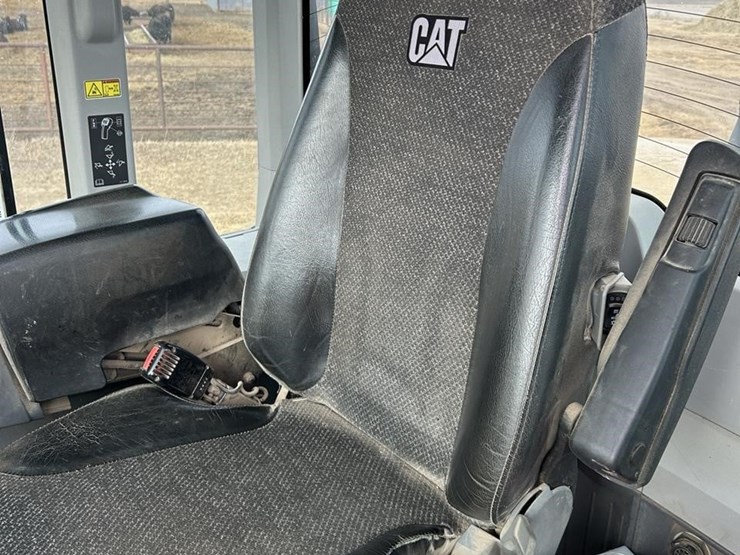 2016-caterpillar-930m-image-51