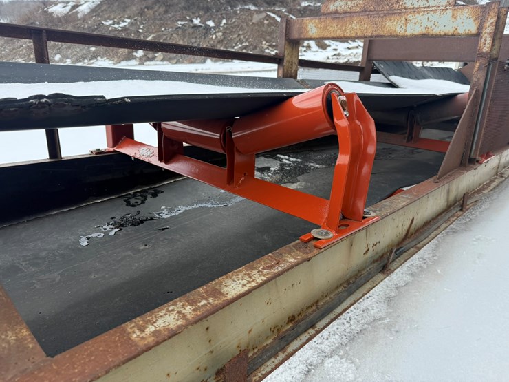 #2021-•-30x35-transfer-conveyor-image-17