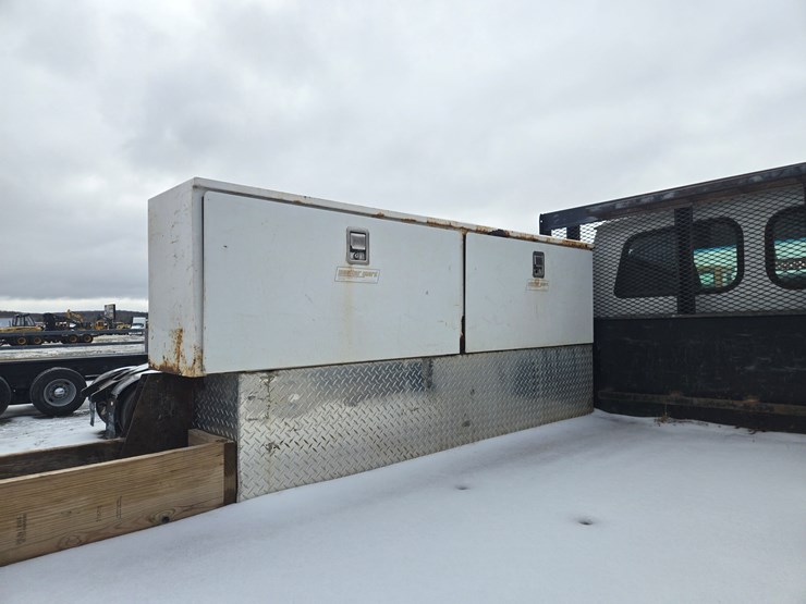 2001-massey-ferguson-8-image-27