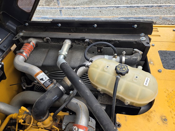 deere-160g-lc-image-39