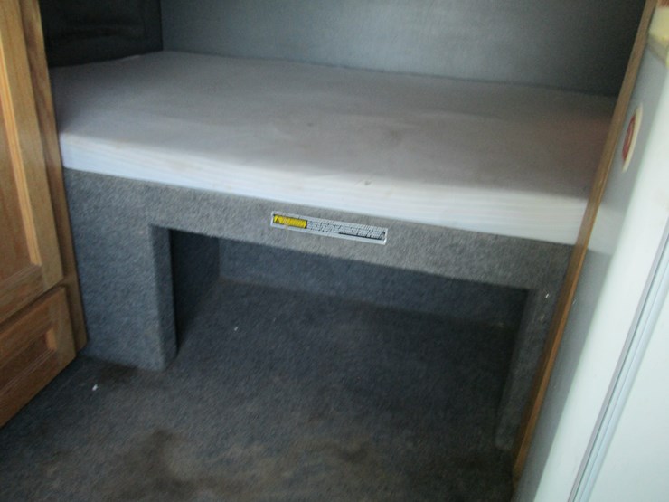 2005-caterpillar-c7-image-46