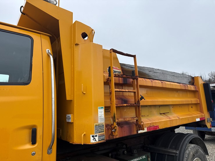 2007-sterling-acterra-image-26