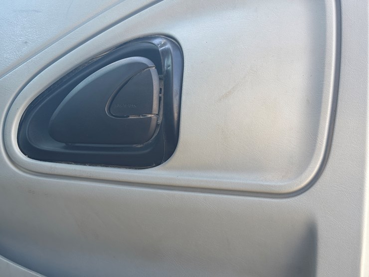 2006-international-7600-image-34